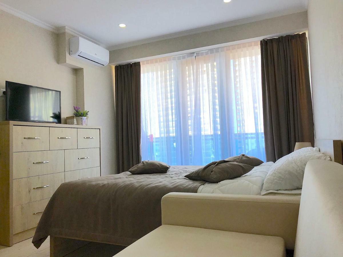 Orbi Beach Tower 巴统 外观 照片