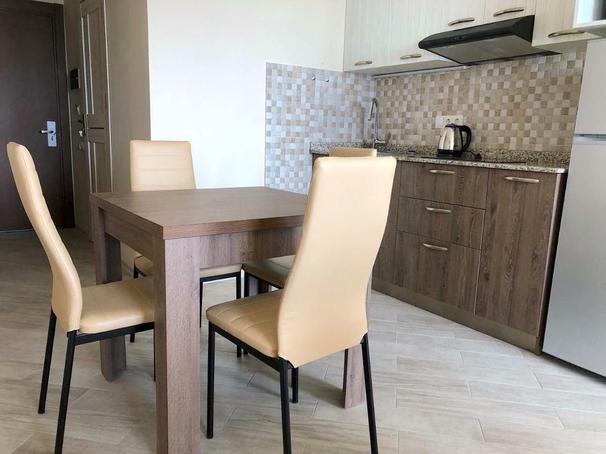 Orbi Beach Tower 巴统 外观 照片