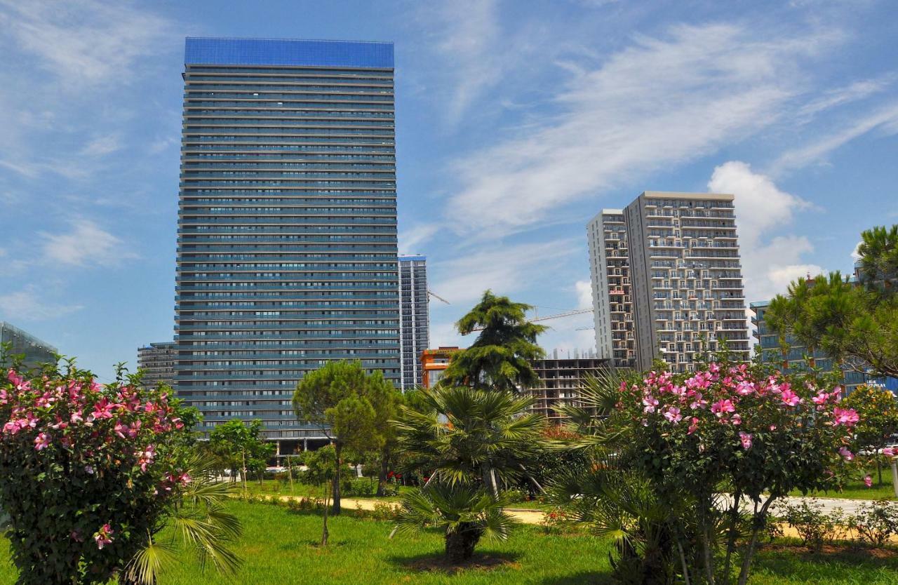 Orbi Beach Tower 巴统 外观 照片